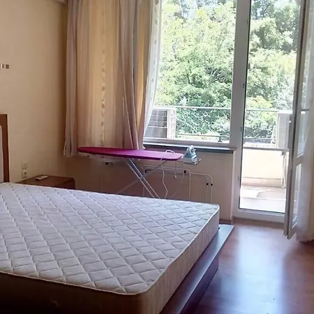 Szálloda Vip Complex Perla, *