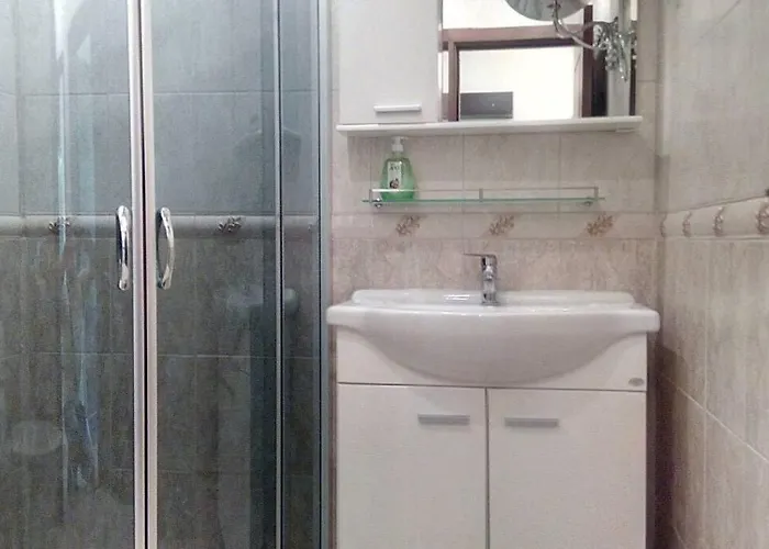 Hotel Vip Complex Perla, *